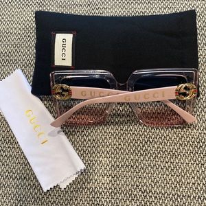 Gucci sunglasses two-toned